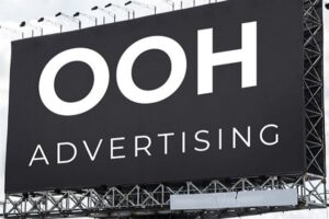 quang-cao-ngoai-troi