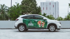 16309GrabAds_1535017253