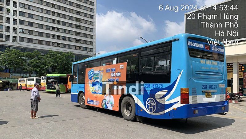 Quảng cáo trên xe bus Hà Nội