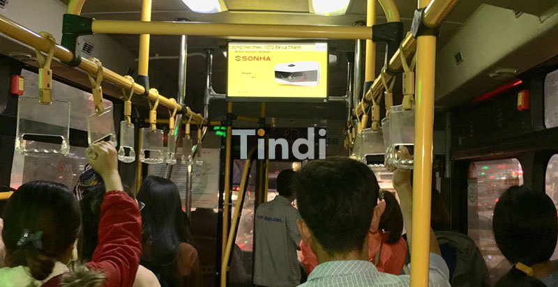 Quảng cáo màn hình LCD trên xe bus Hà Nội